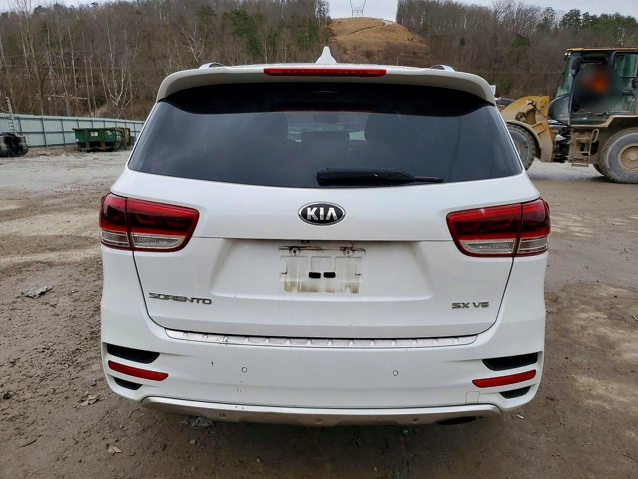2016 KIA SORENTO photo 6