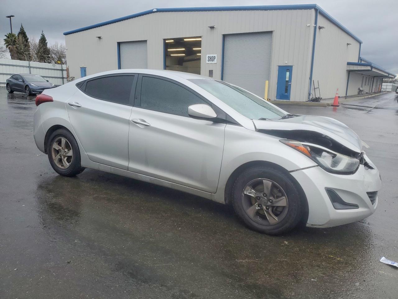 2015 HYUNDAI ELANTRA SE photo 4
