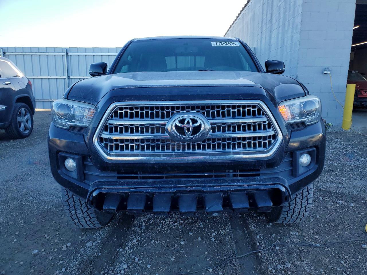 2017 TOYOTA TACOMA TRD OFF ROAD photo 5
