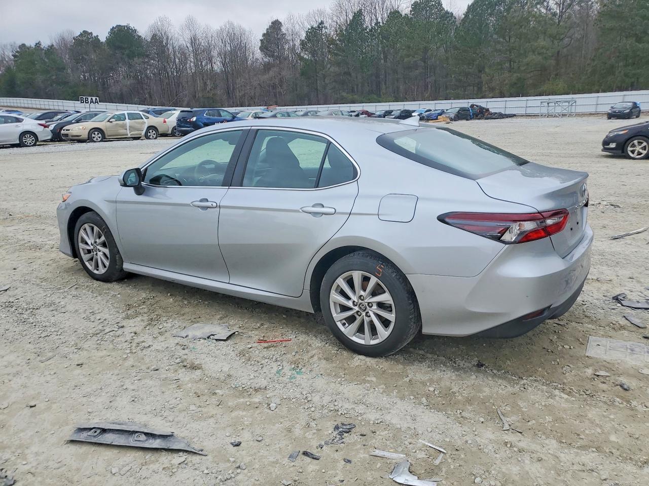 2023 TOYOTA CAMRY LE photo 2