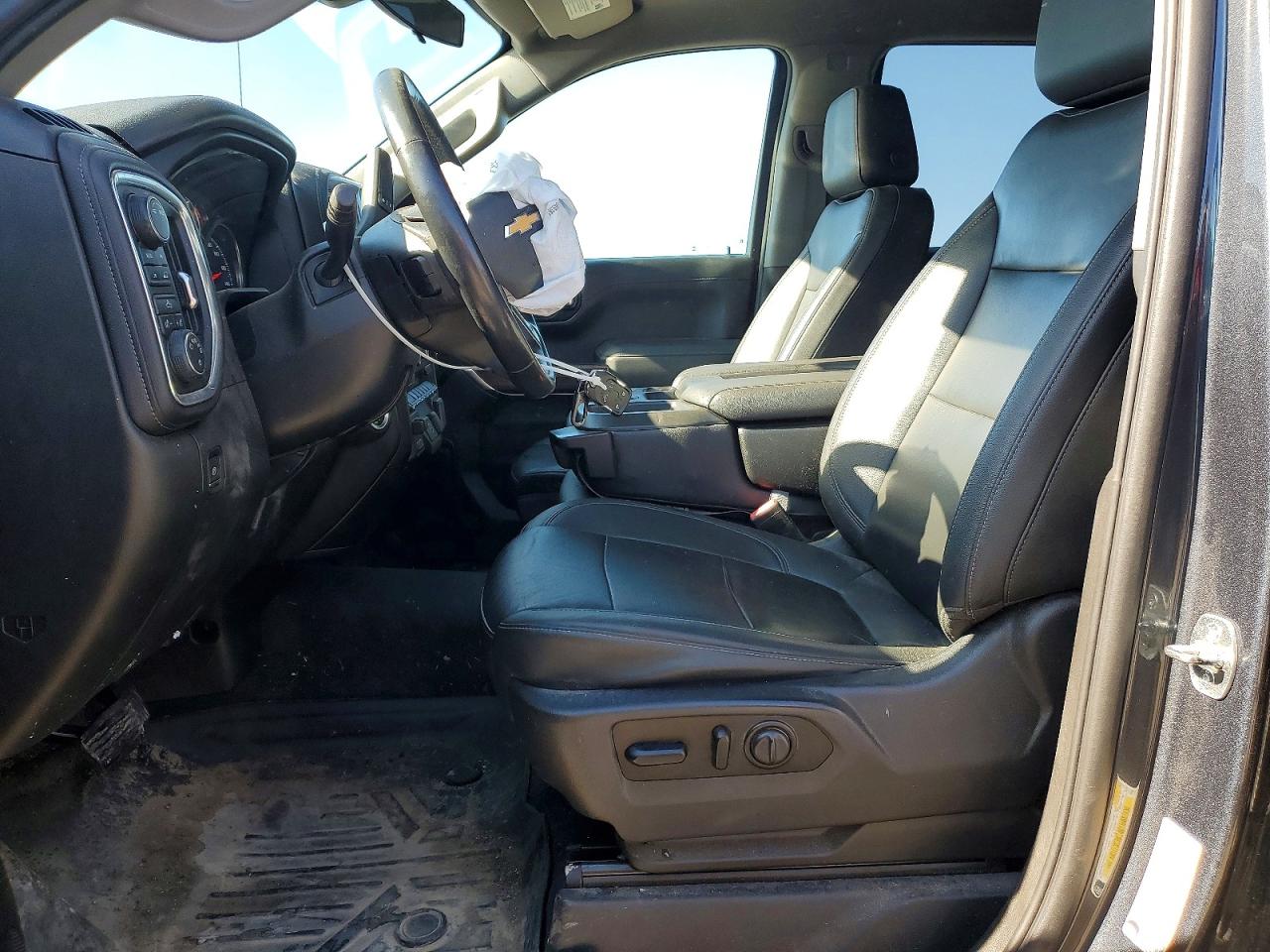 2021 CHEVROLET SILVERADO K1500 LT photo 19