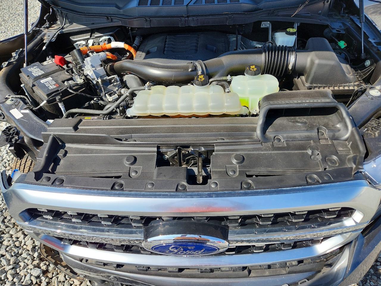2023 FORD F150 SUPERCREW photo 11