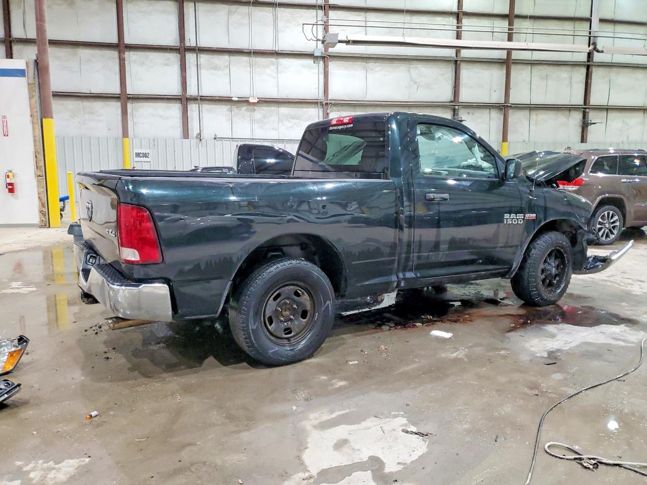 2015 RAM 1500 ST photo 5