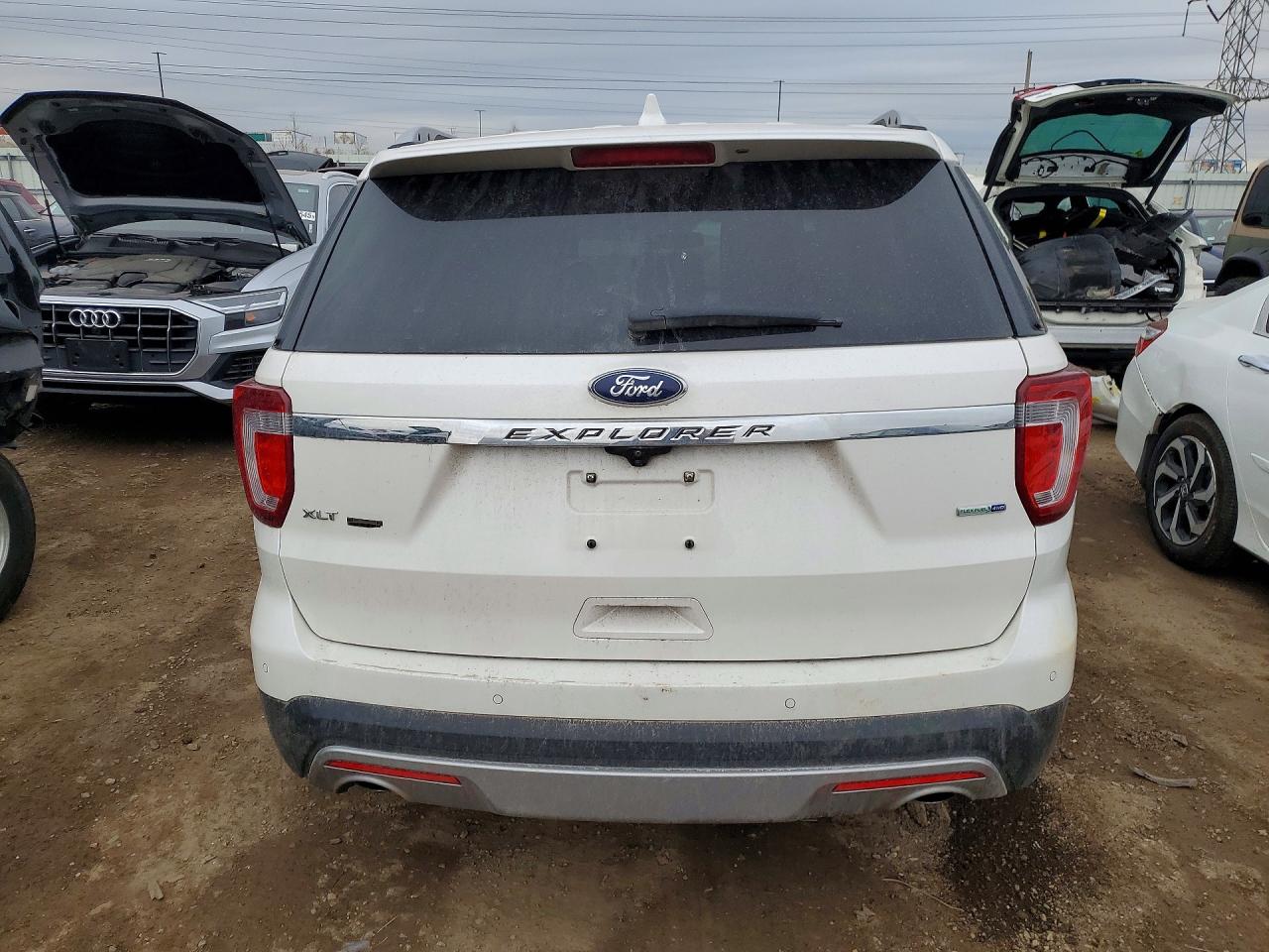 2016 FORD EXPLORER XLT photo 11