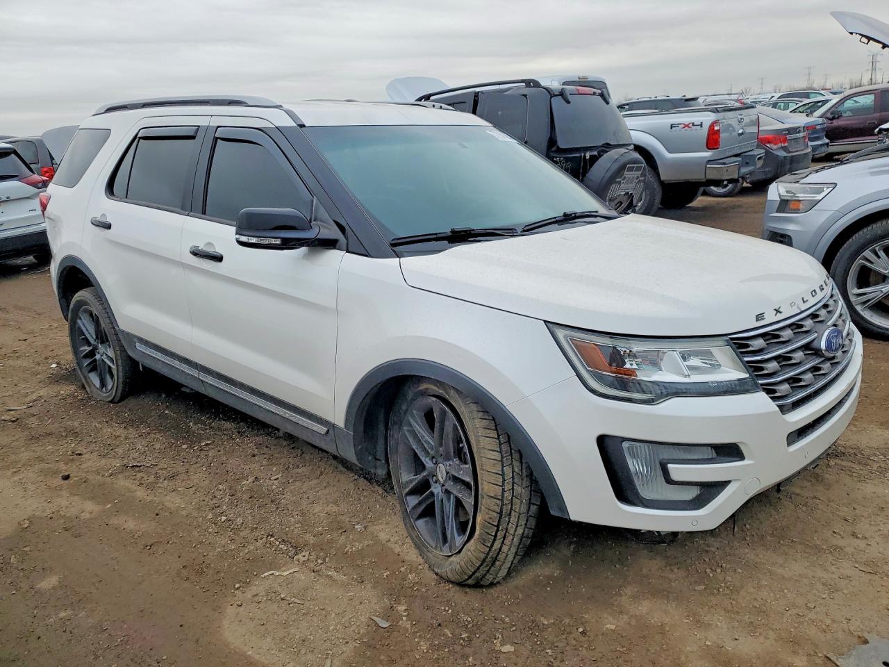 2016 FORD EXPLORER XLT photo 7