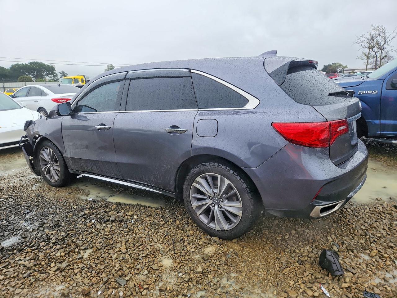 2017 ACURA MDX photo 2