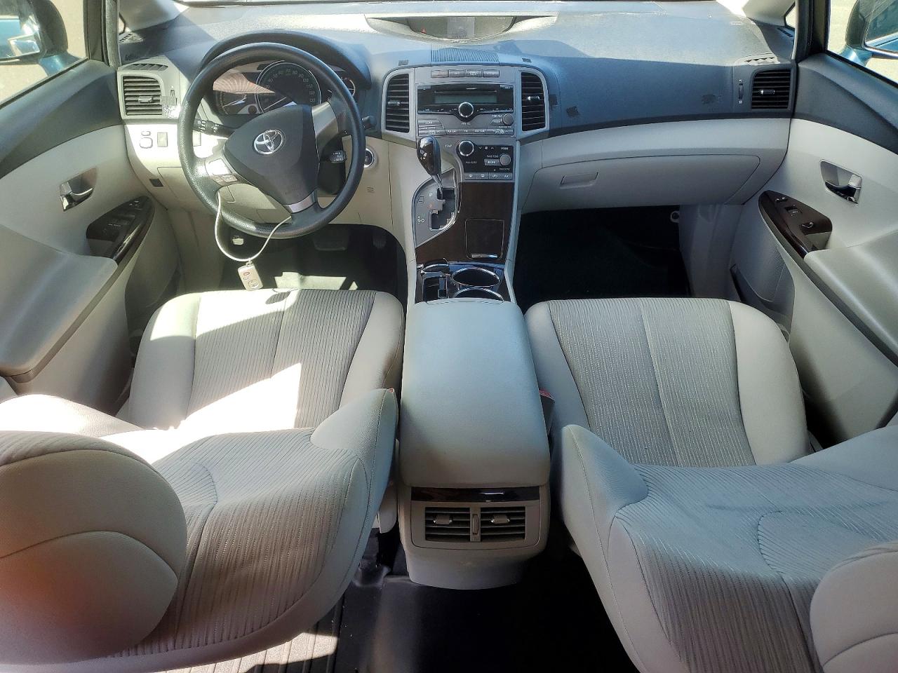 2009 TOYOTA VENZA photo 8