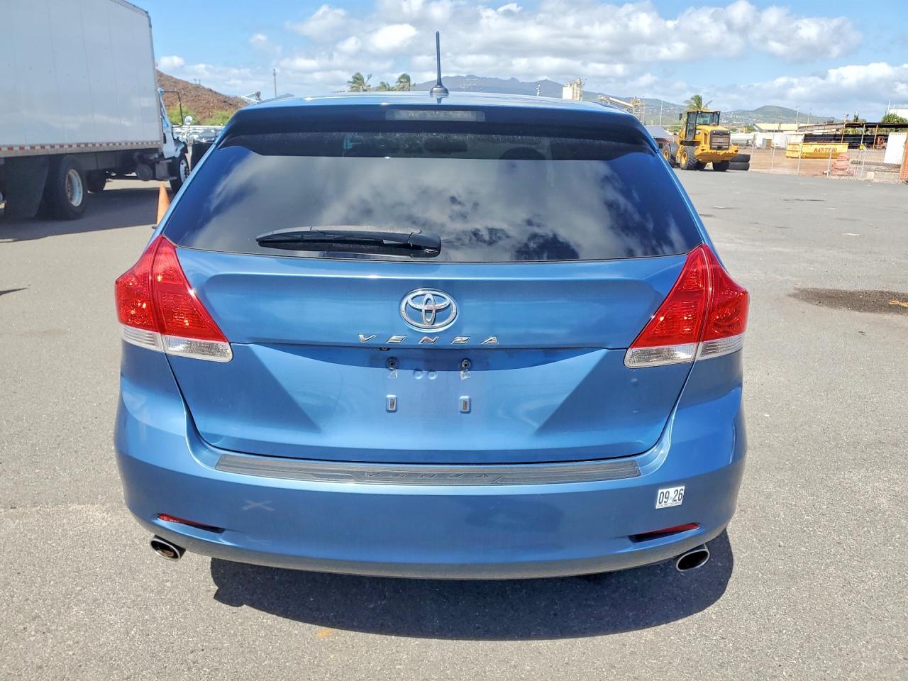2009 TOYOTA VENZA photo 6