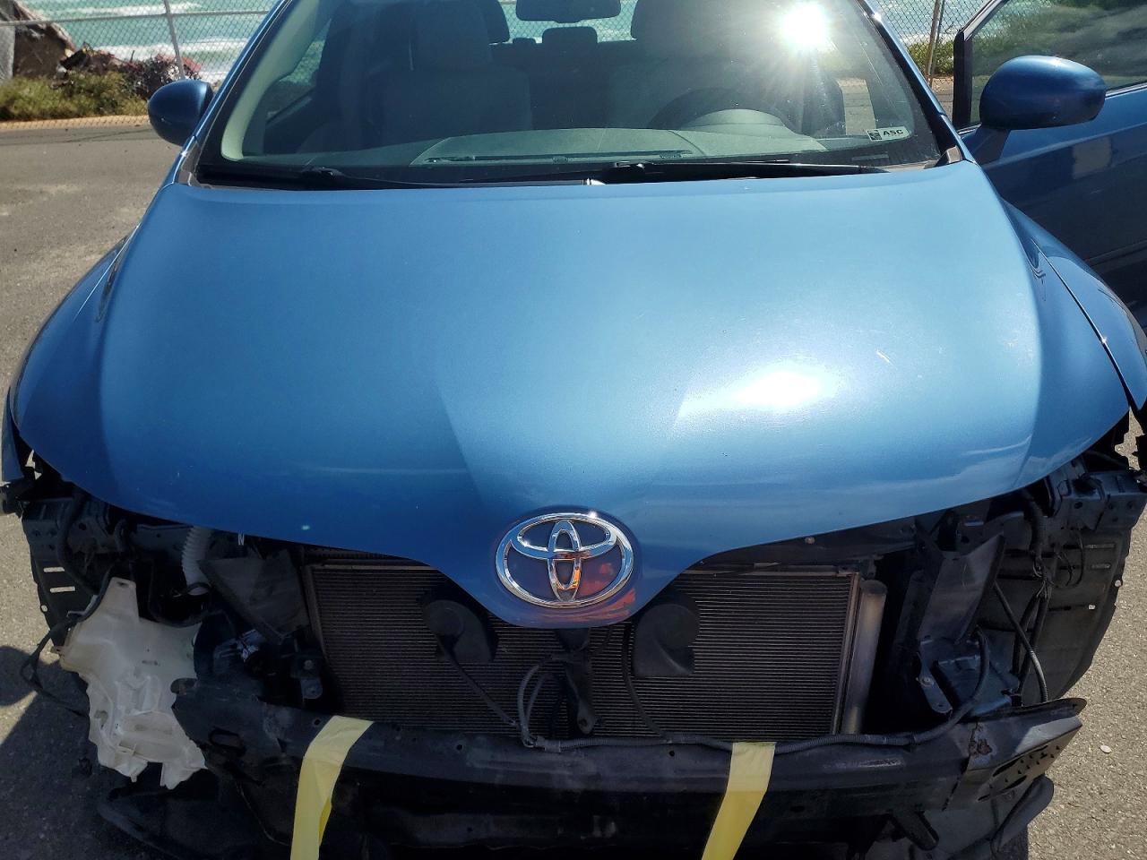 2009 TOYOTA VENZA photo 12