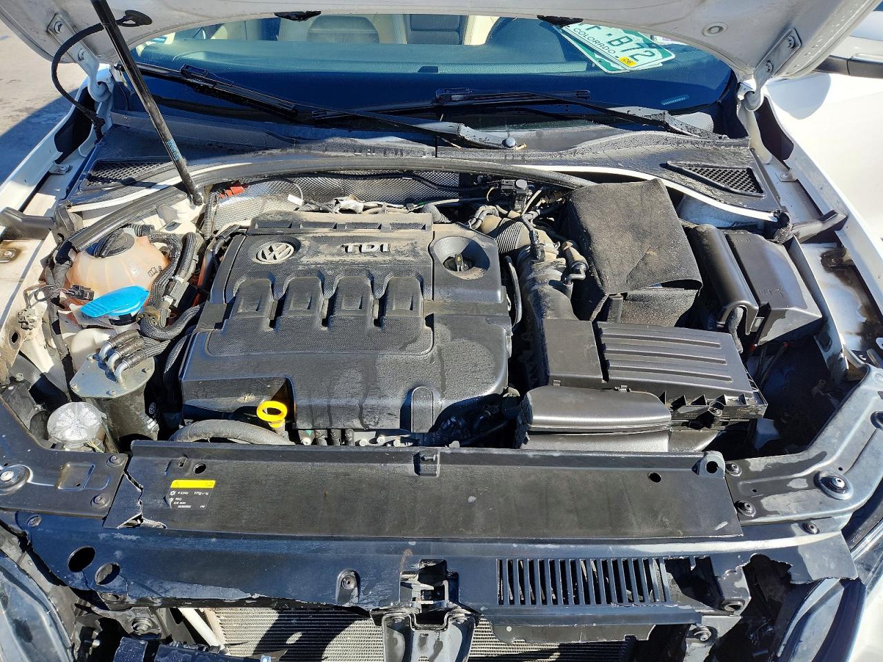 2015 VOLKSWAGEN PASSAT SEL photo 11