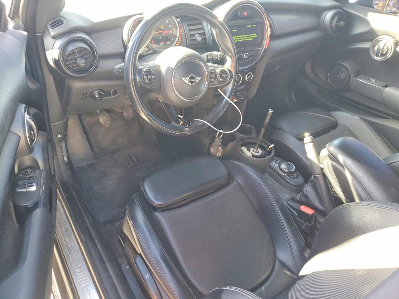 2014 MINI COOPER photo 15