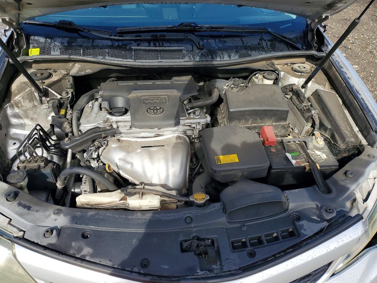 2014 TOYOTA CAMRY SE photo 11