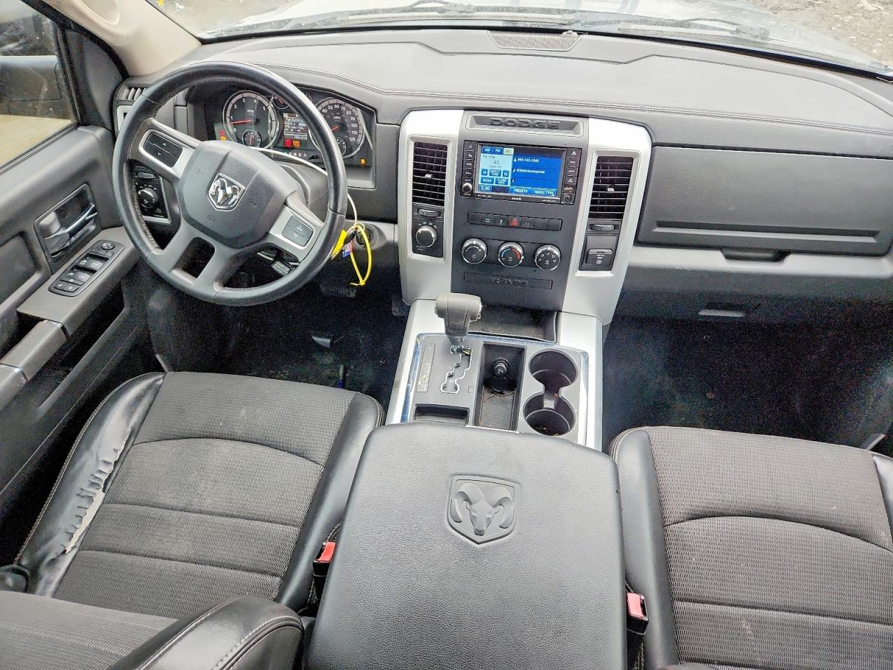 2011 DODGE RAM 1500 photo 8