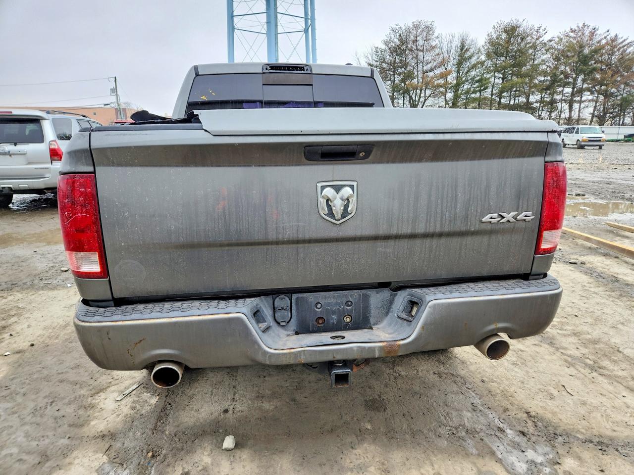 2011 DODGE RAM 1500 photo 6