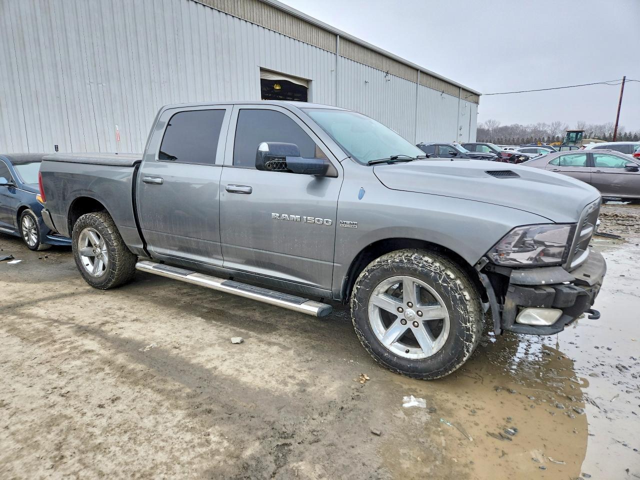 2011 DODGE RAM 1500 photo 4