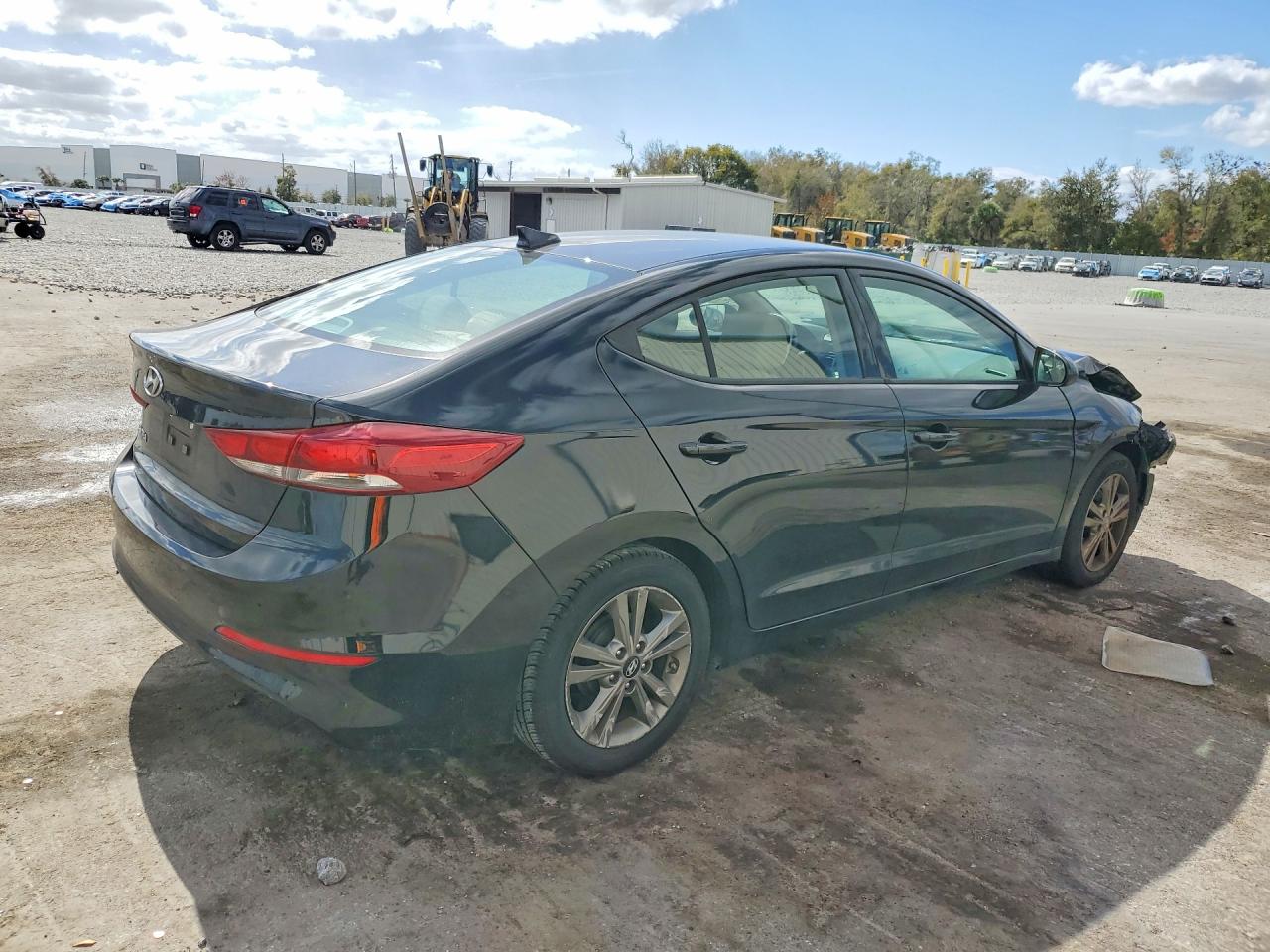 2017 HYUNDAI ELANTRA SE photo 3