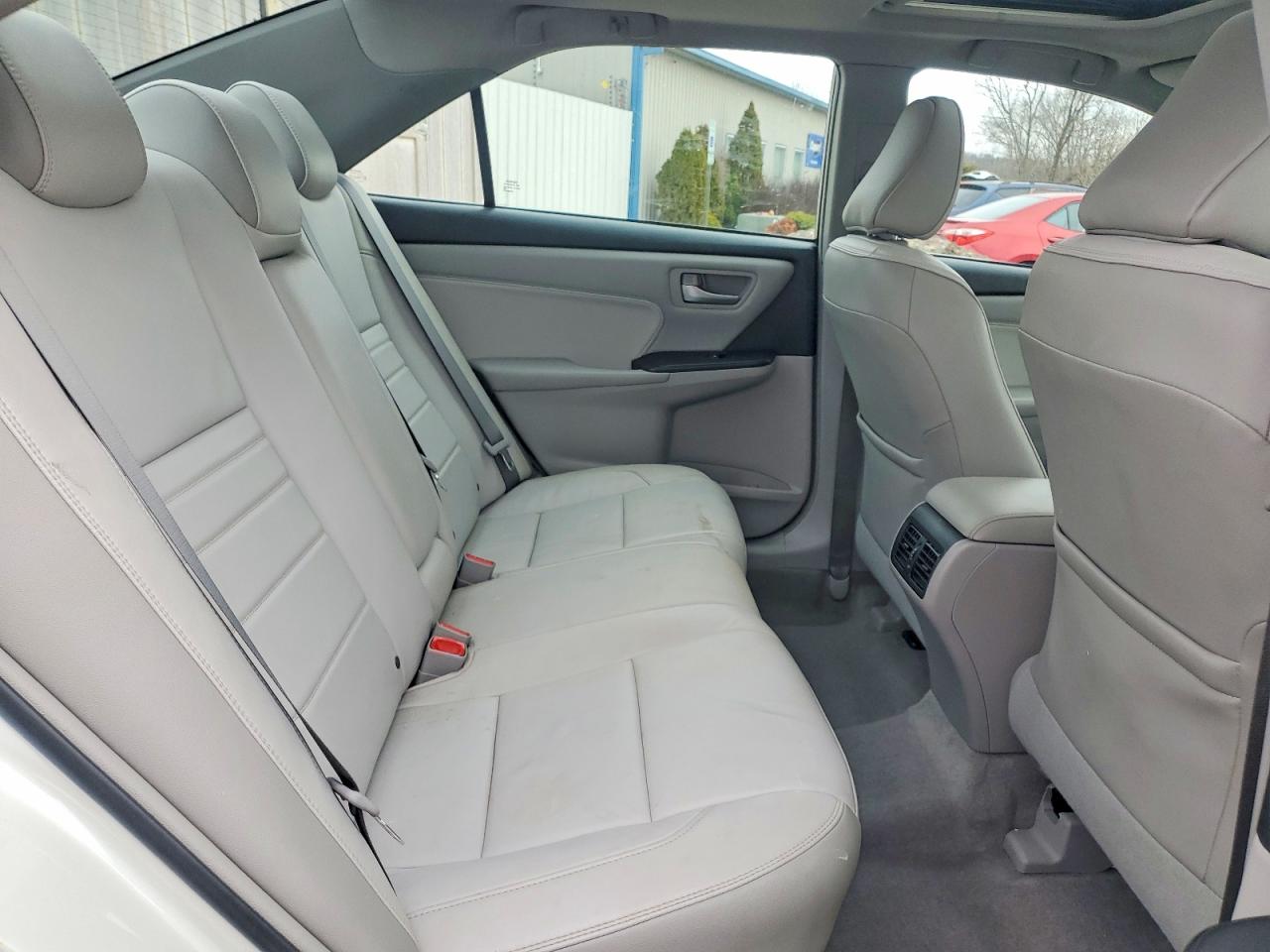 2017 TOYOTA CAMRY XLE photo 19
