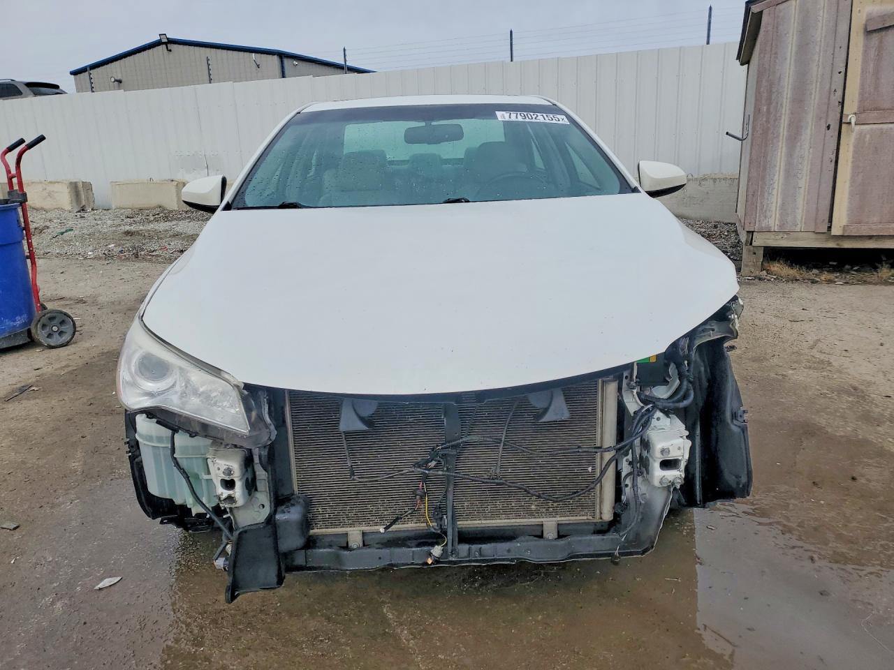 2017 TOYOTA CAMRY XLE photo 9