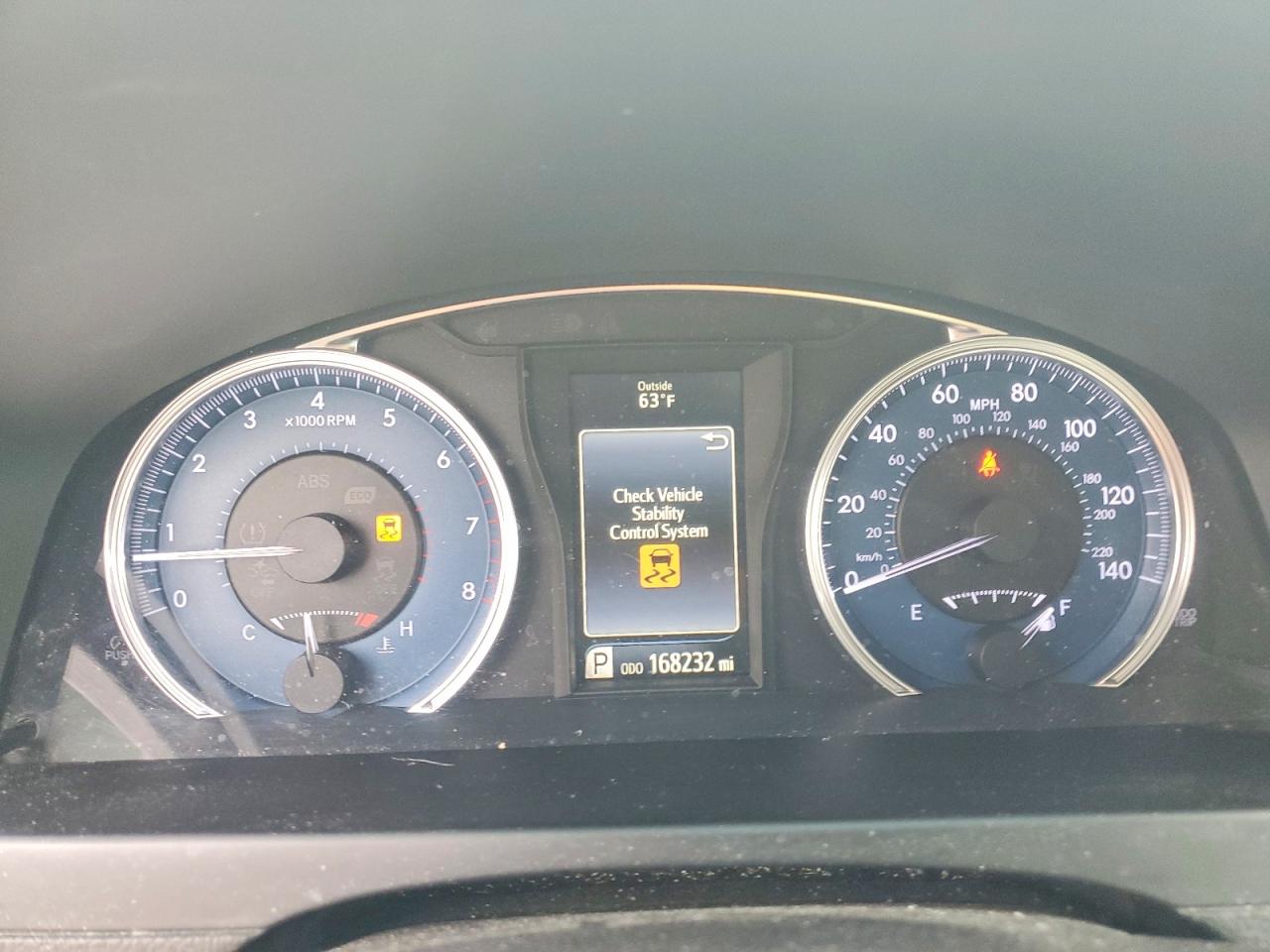 2017 TOYOTA CAMRY XLE photo 17