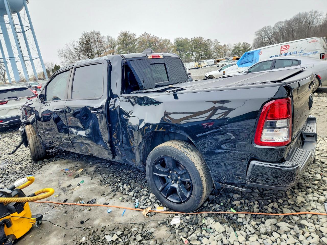 2021 RAM 1500 BIG HORN photo 3