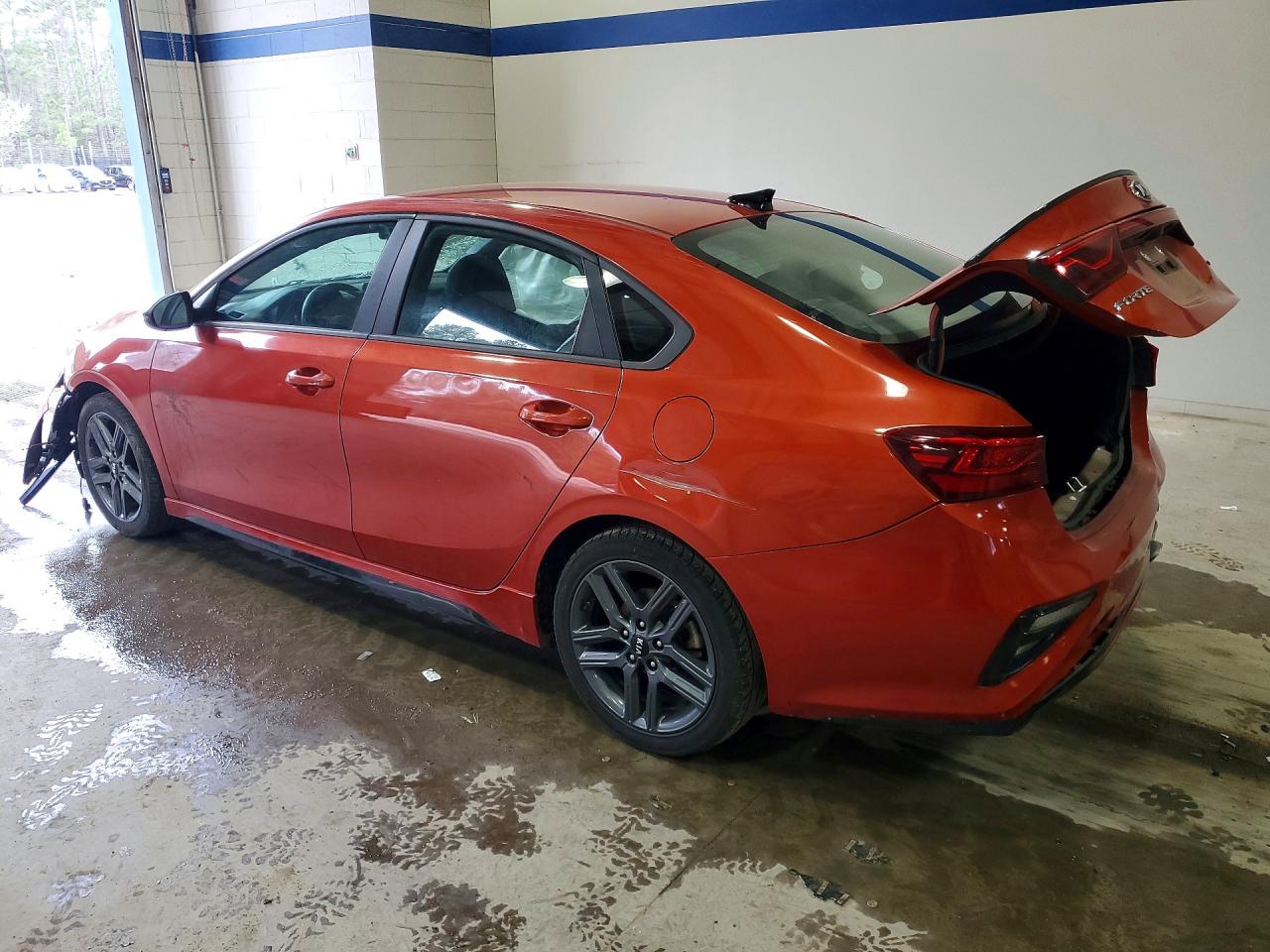 2021 KIA FORTE GT LINE photo 2
