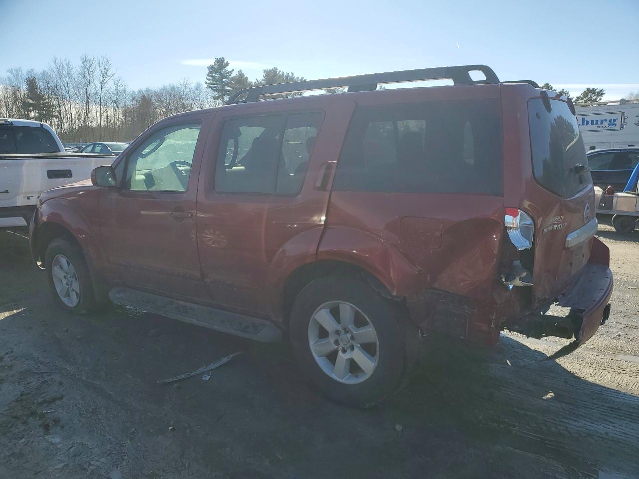2012 NISSAN PATHFINDER S photo 4