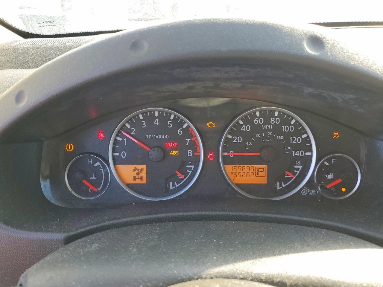2012 NISSAN PATHFINDER S photo 25