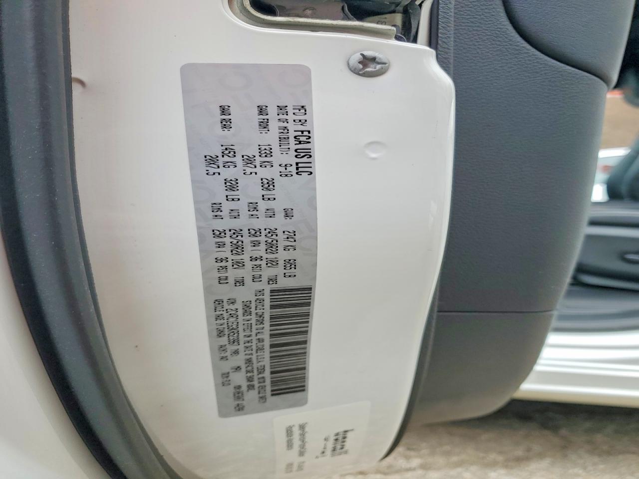 2019 CHRYSLER PACIFICA TOURING L PLUS photo 37