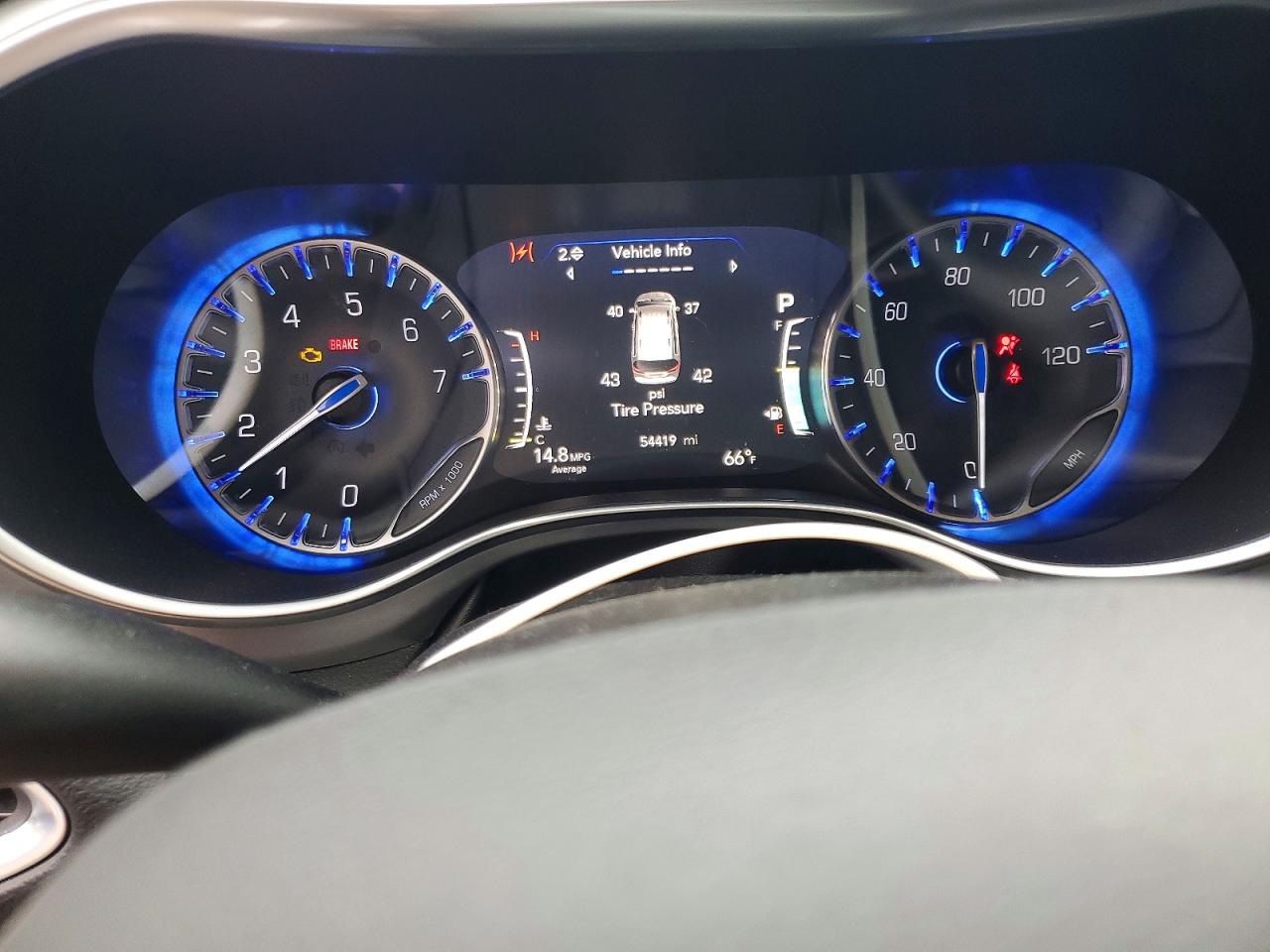 2019 CHRYSLER PACIFICA TOURING L PLUS photo 25