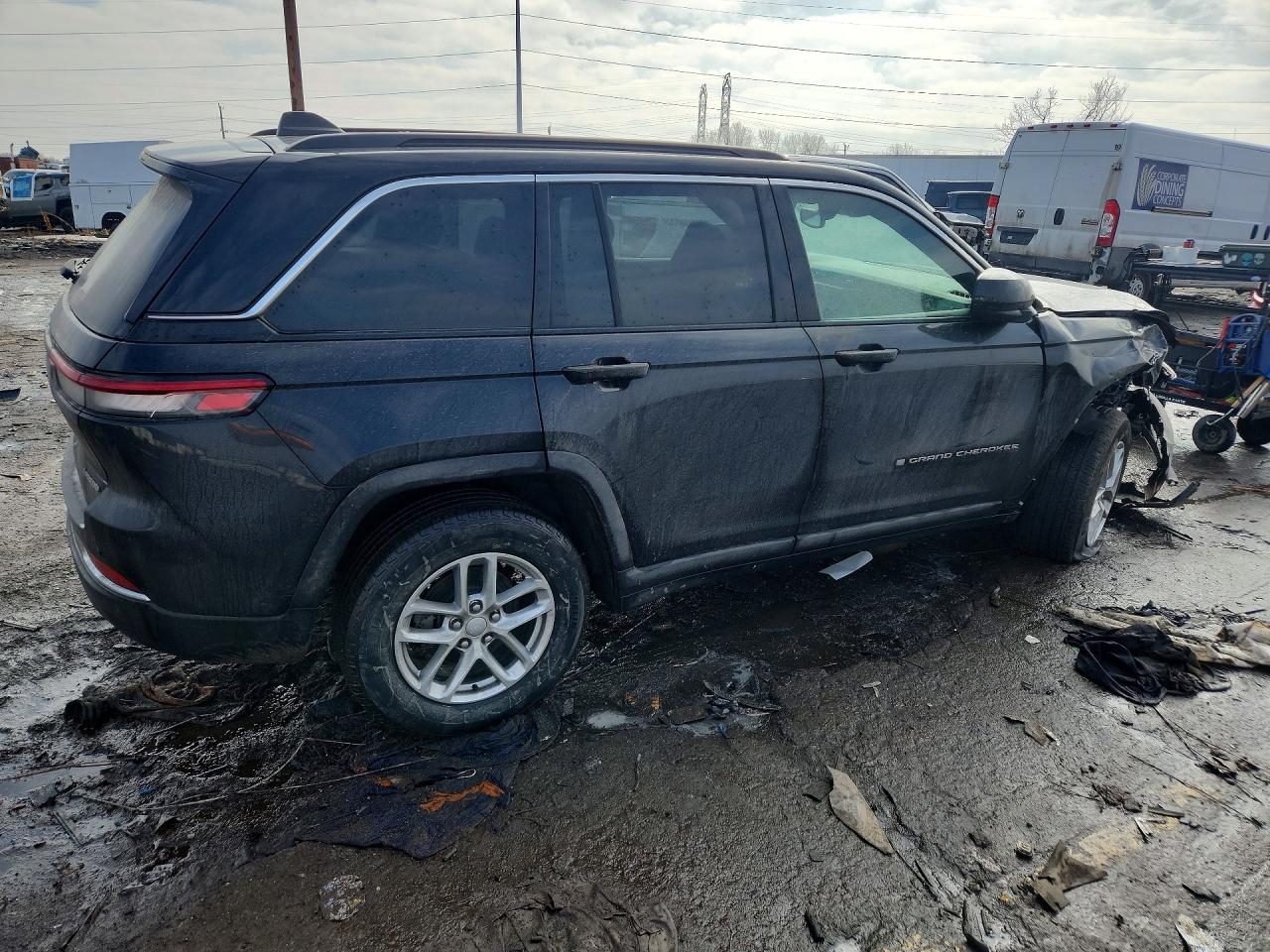 2024 JEEP GRAND CHEROKEE LAREDO photo 7