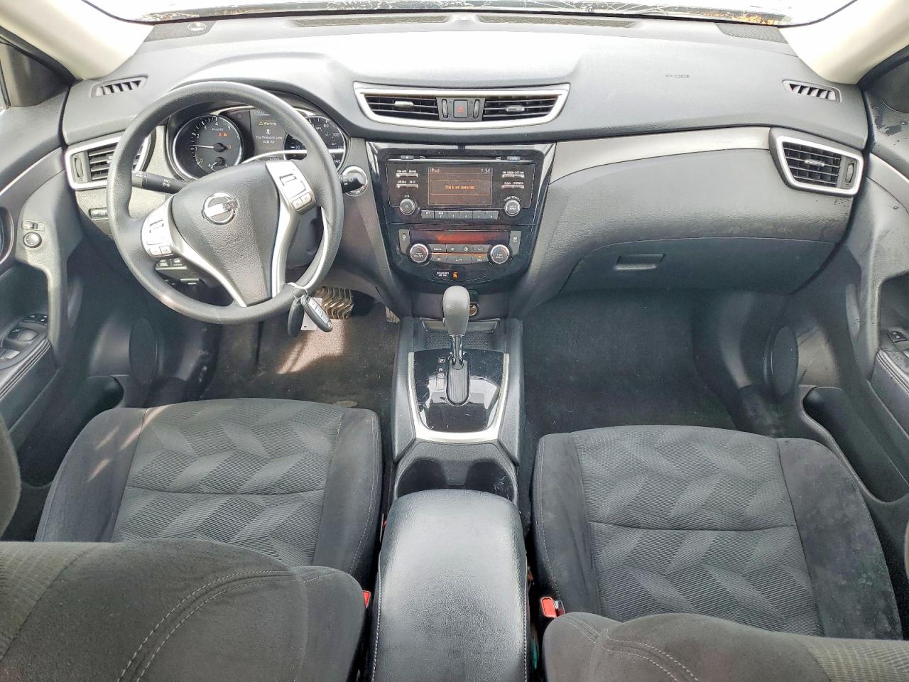 2016 NISSAN ROGUE SV photo 22