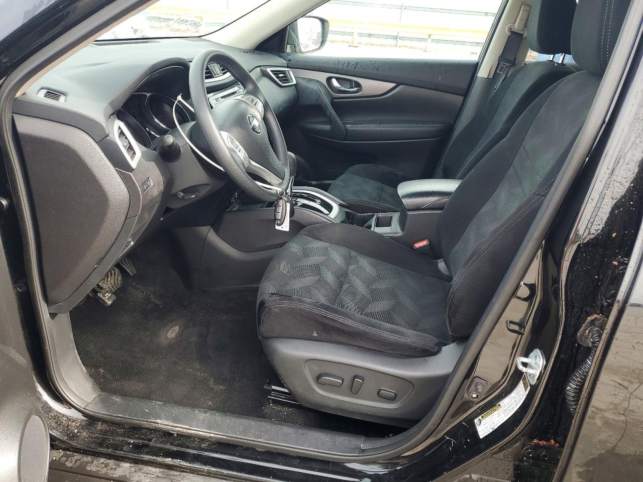 2016 NISSAN ROGUE SV photo 19
