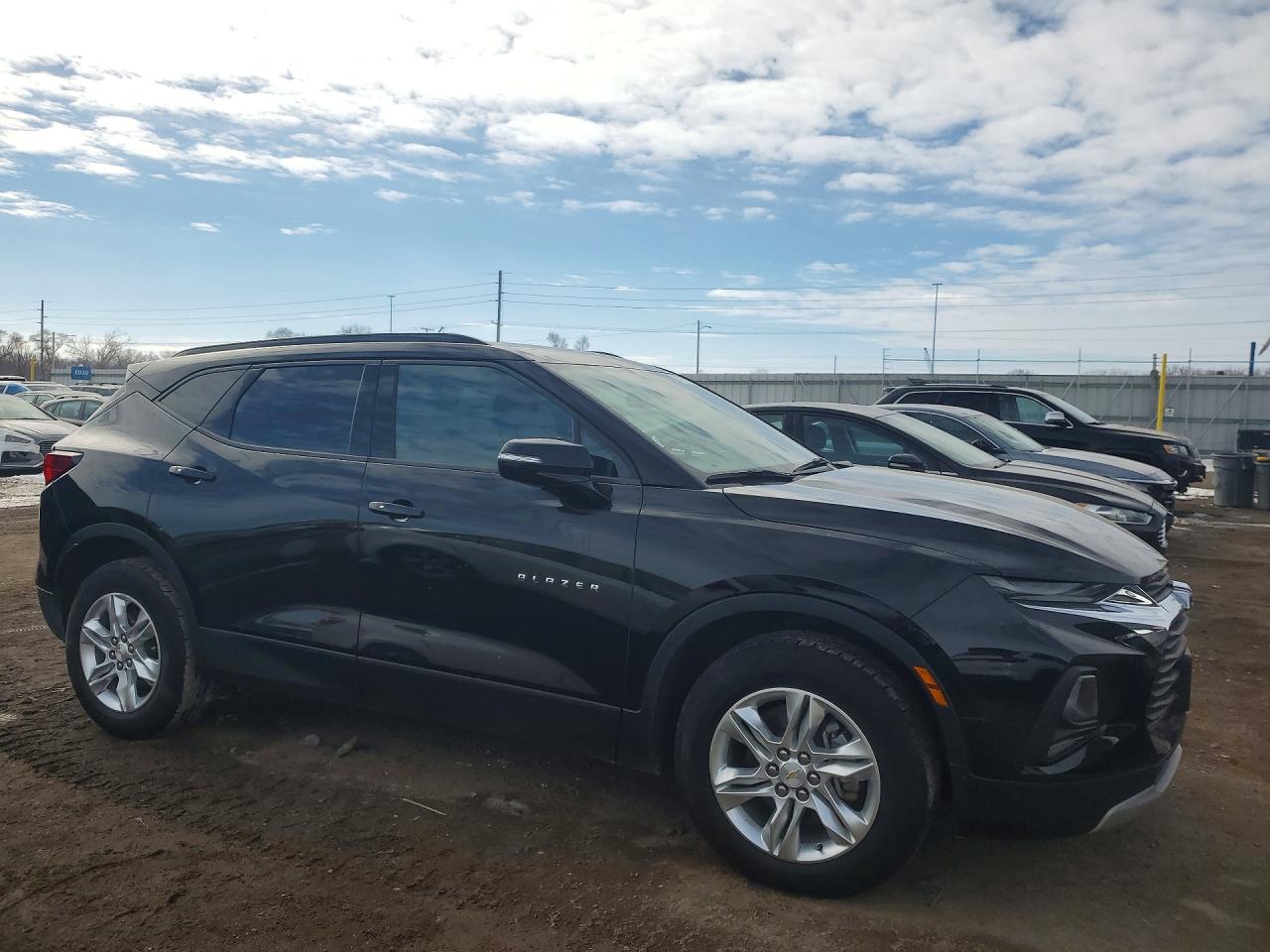 2020 CHEVROLET BLAZER 2LT photo 4