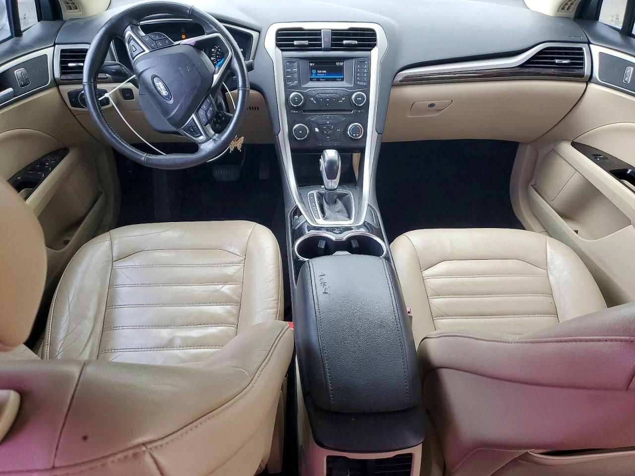 2014 FORD FUSION SE photo 15