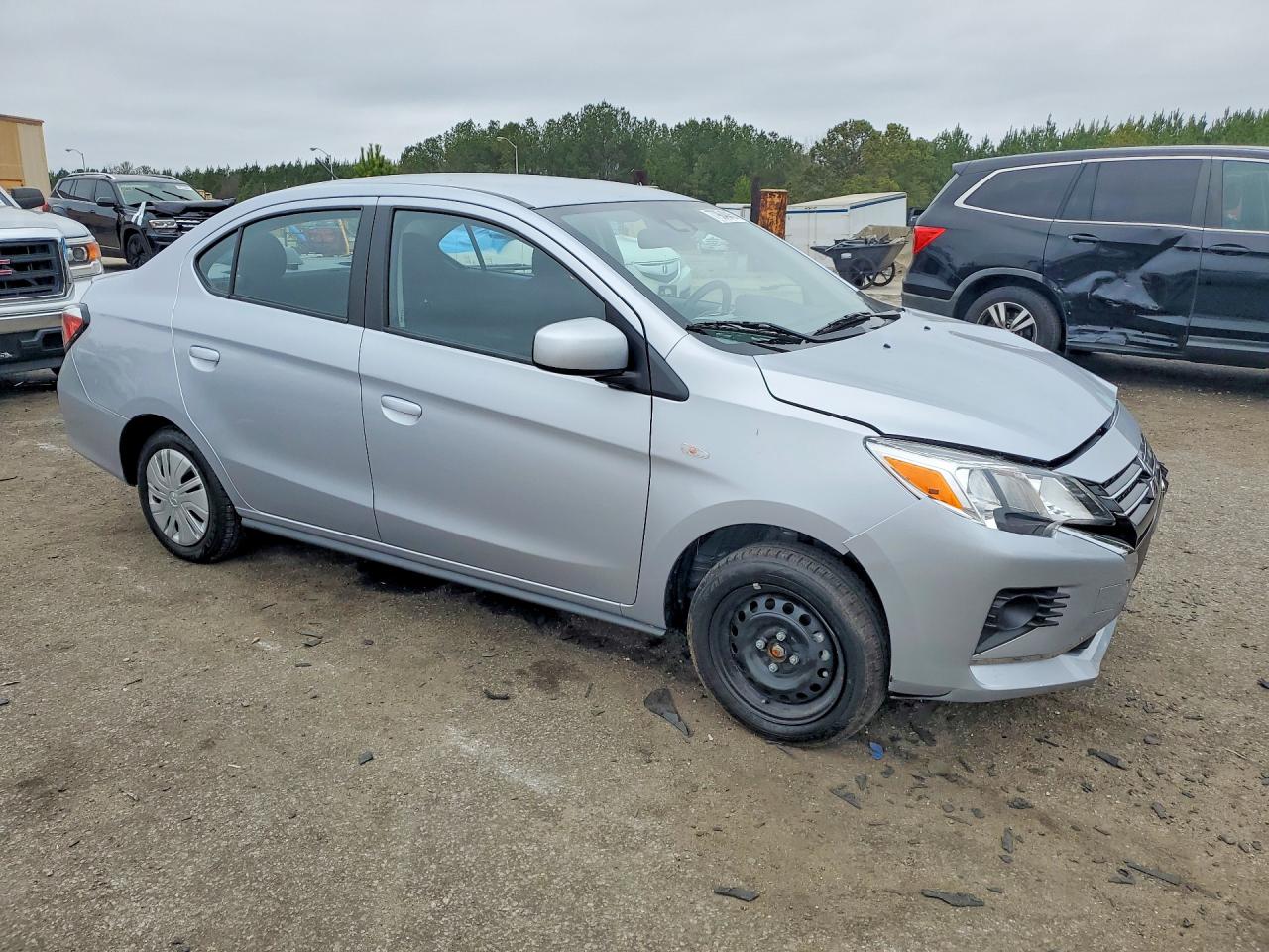 2024 MITSUBISHI MIRAGE G4 ES photo 4