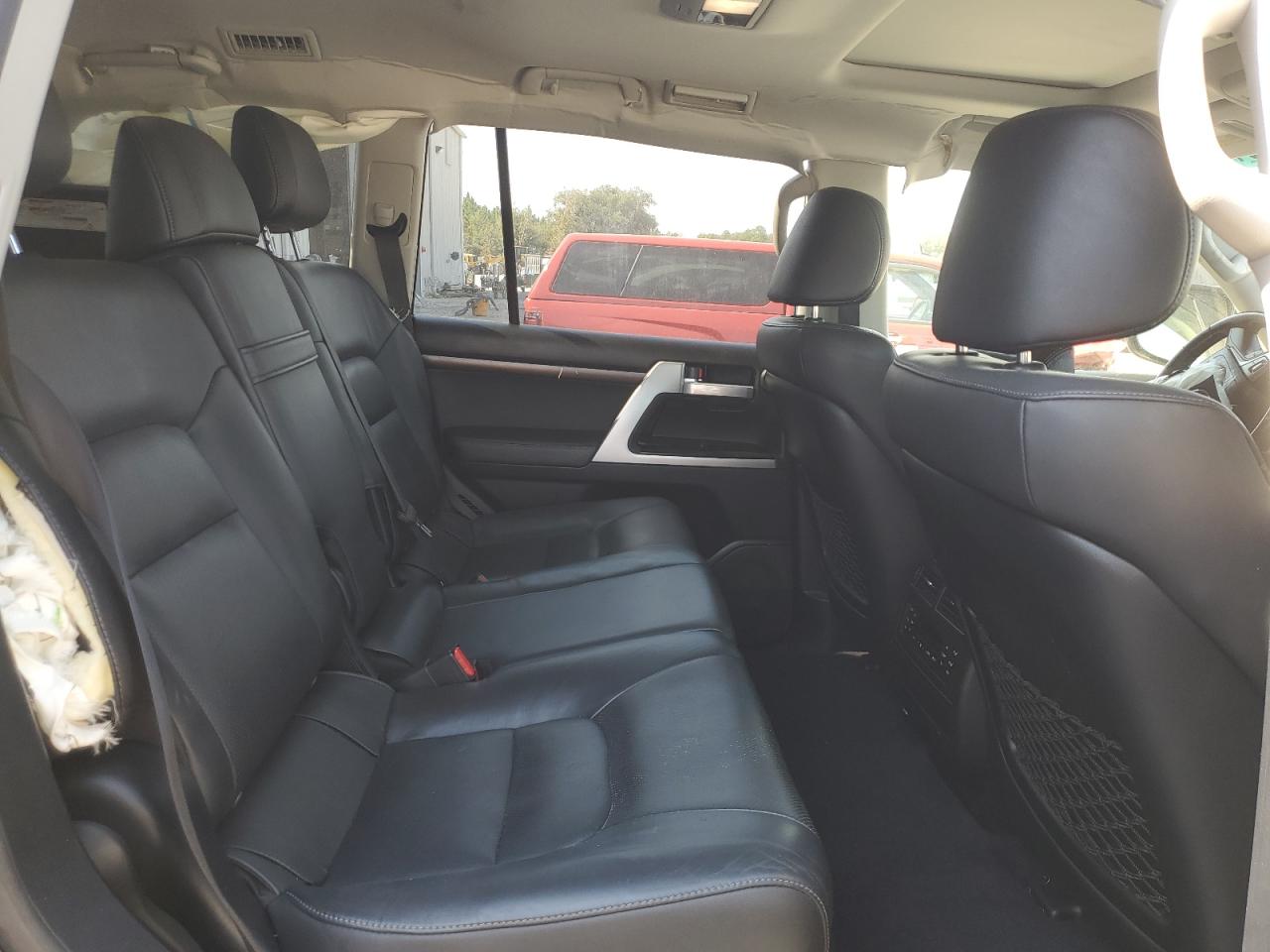 2018 TOYOTA LAND CRUISER photo 11