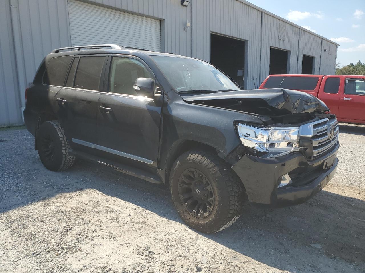 2018 TOYOTA LAND CRUISER photo 4