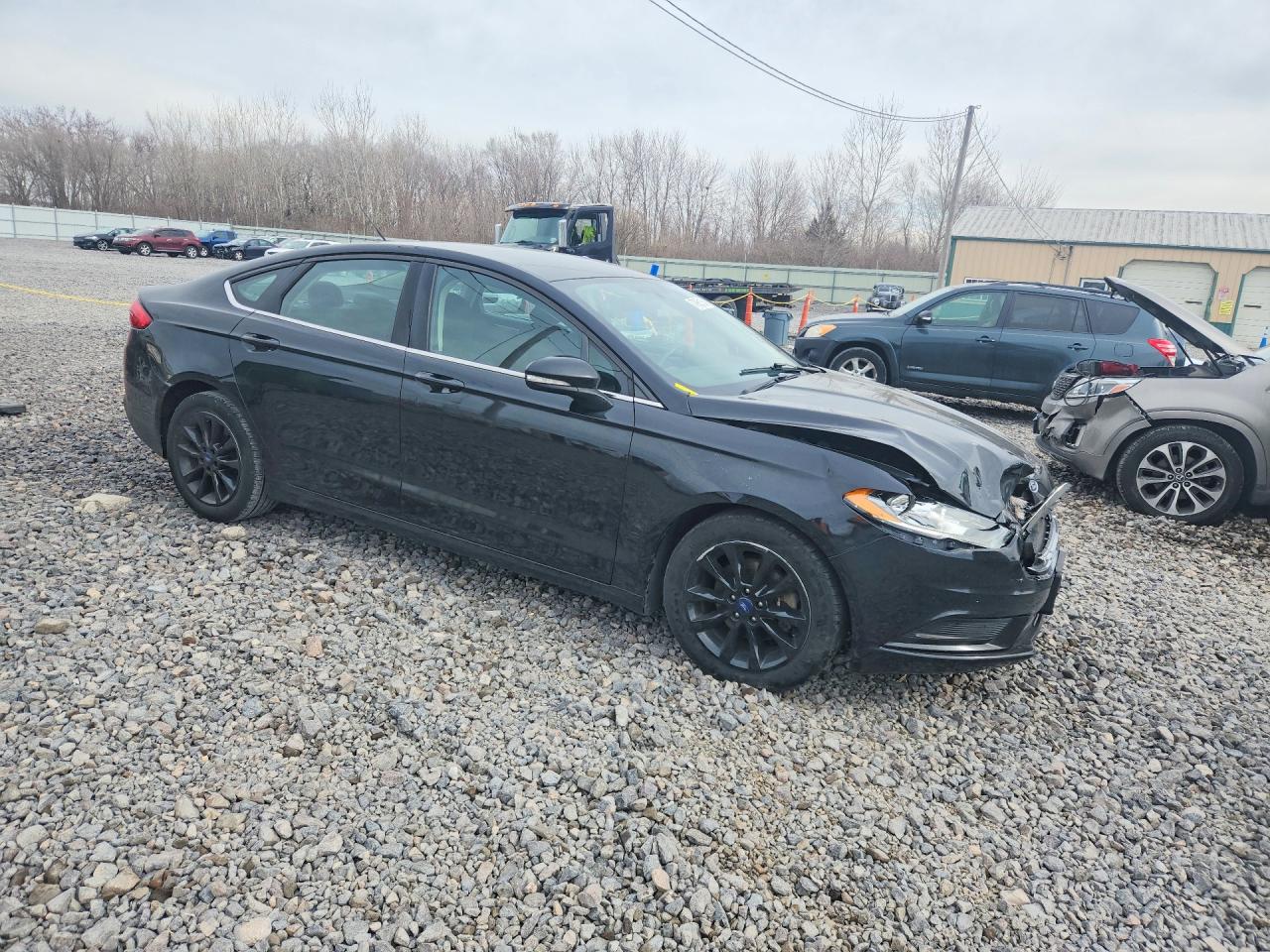 2017 FORD FUSION SE photo 4