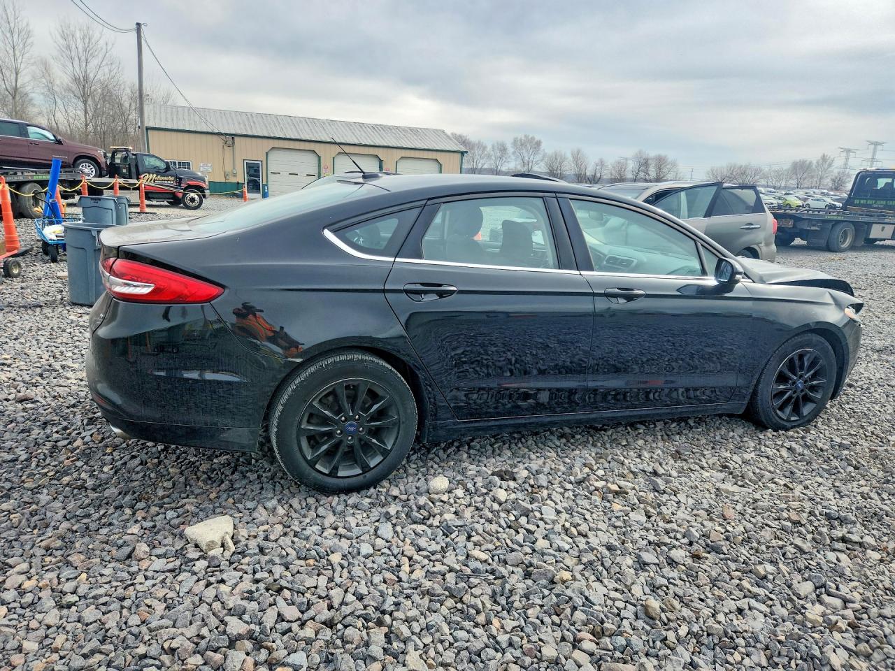 2017 FORD FUSION SE photo 3