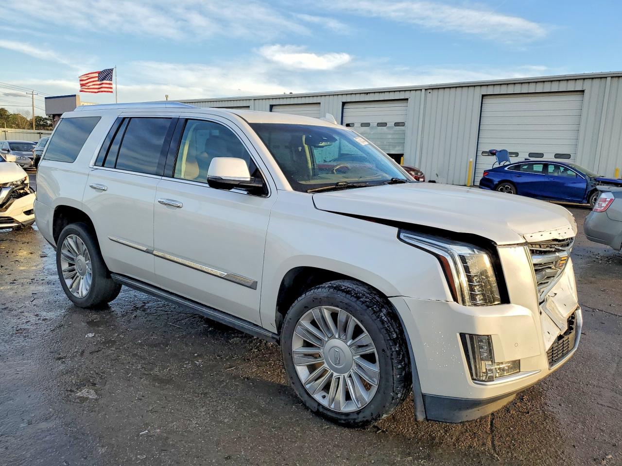 2016 CADILLAC ESCALADE PLATINUM photo 4