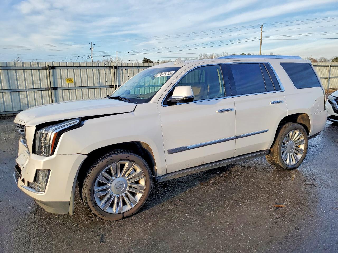 2016 CADILLAC ESCALADE