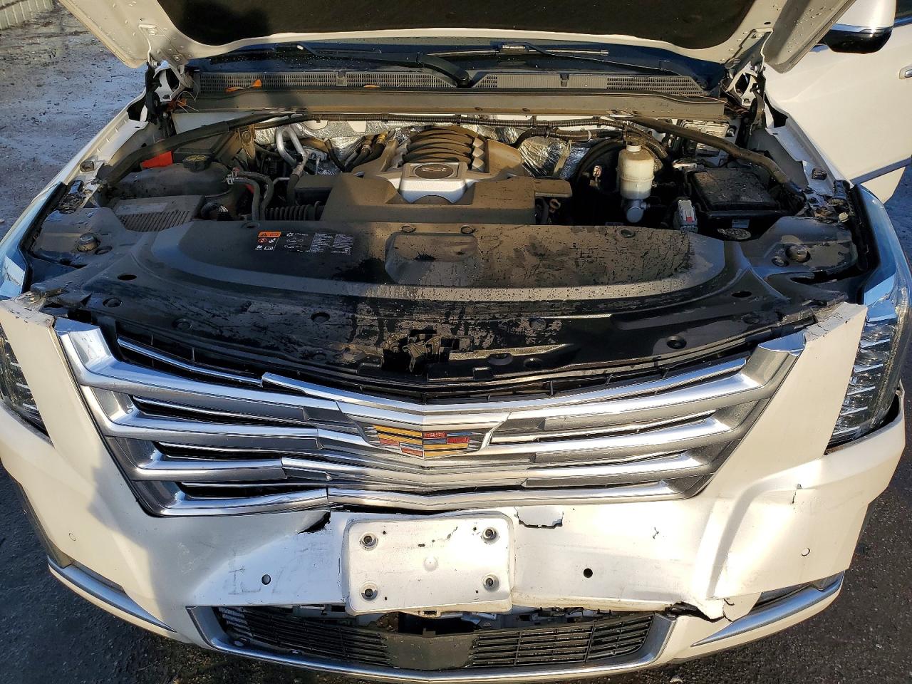 2016 CADILLAC ESCALADE PLATINUM photo 12