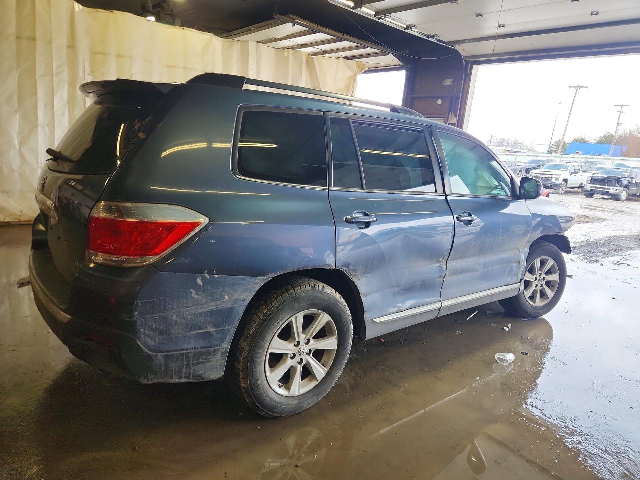 2013 TOYOTA HIGHLANDER PLUS photo 7