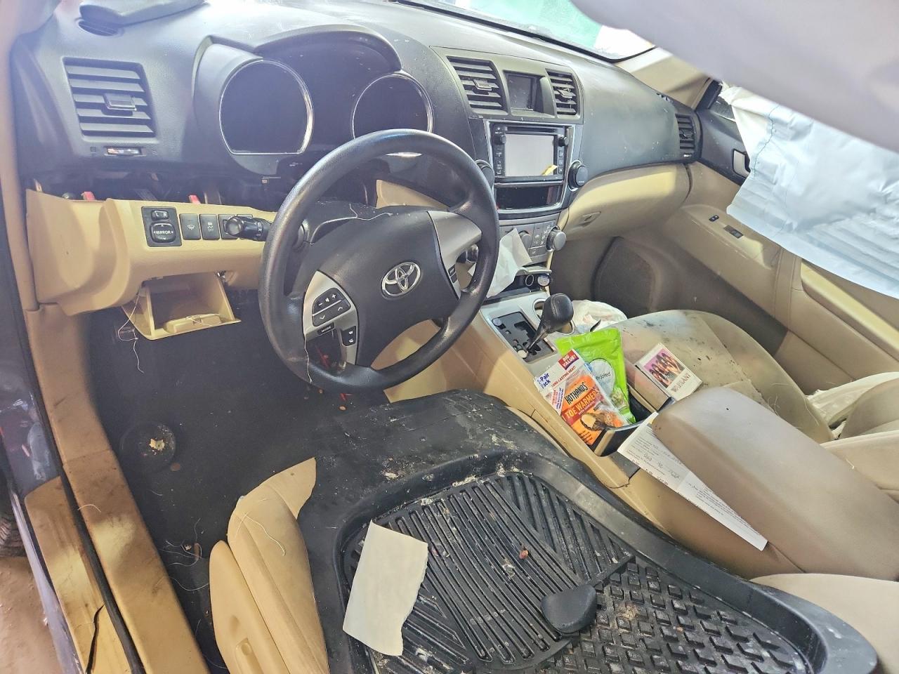 2013 TOYOTA HIGHLANDER PLUS photo 22