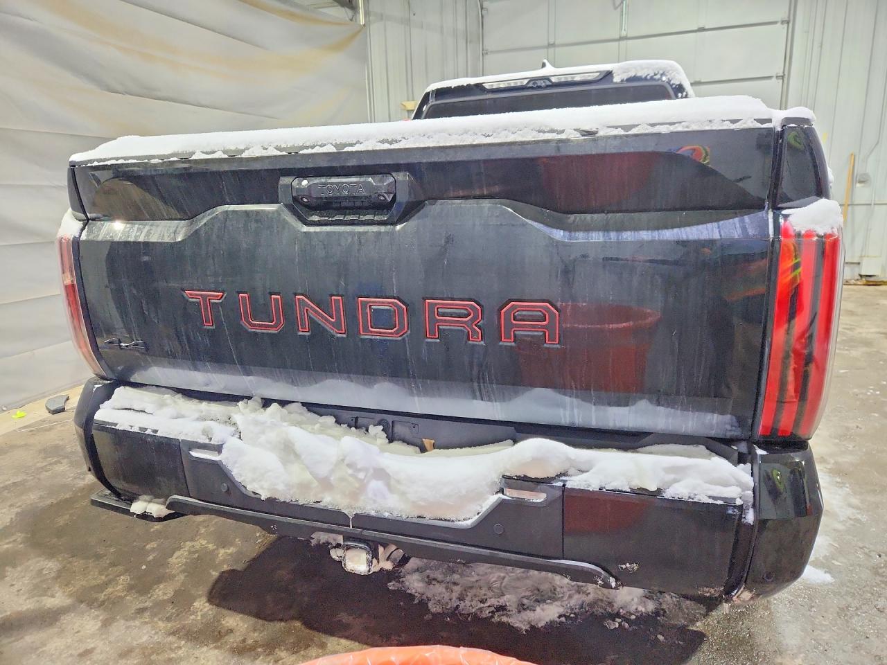 2024 TOYOTA TUNDRA photo 6