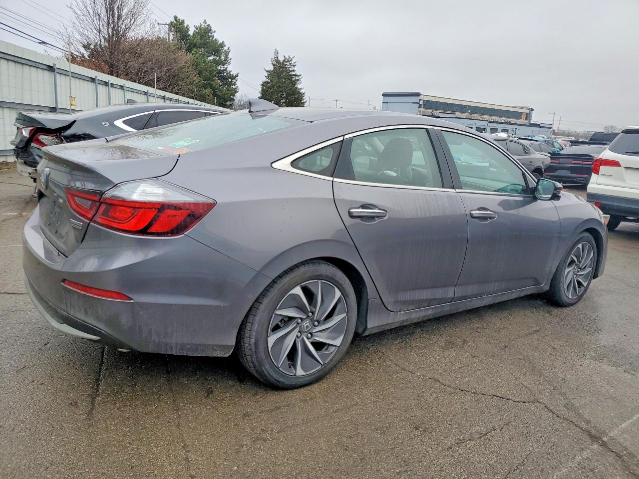 2019 HONDA INSIGHT TOURING photo 5