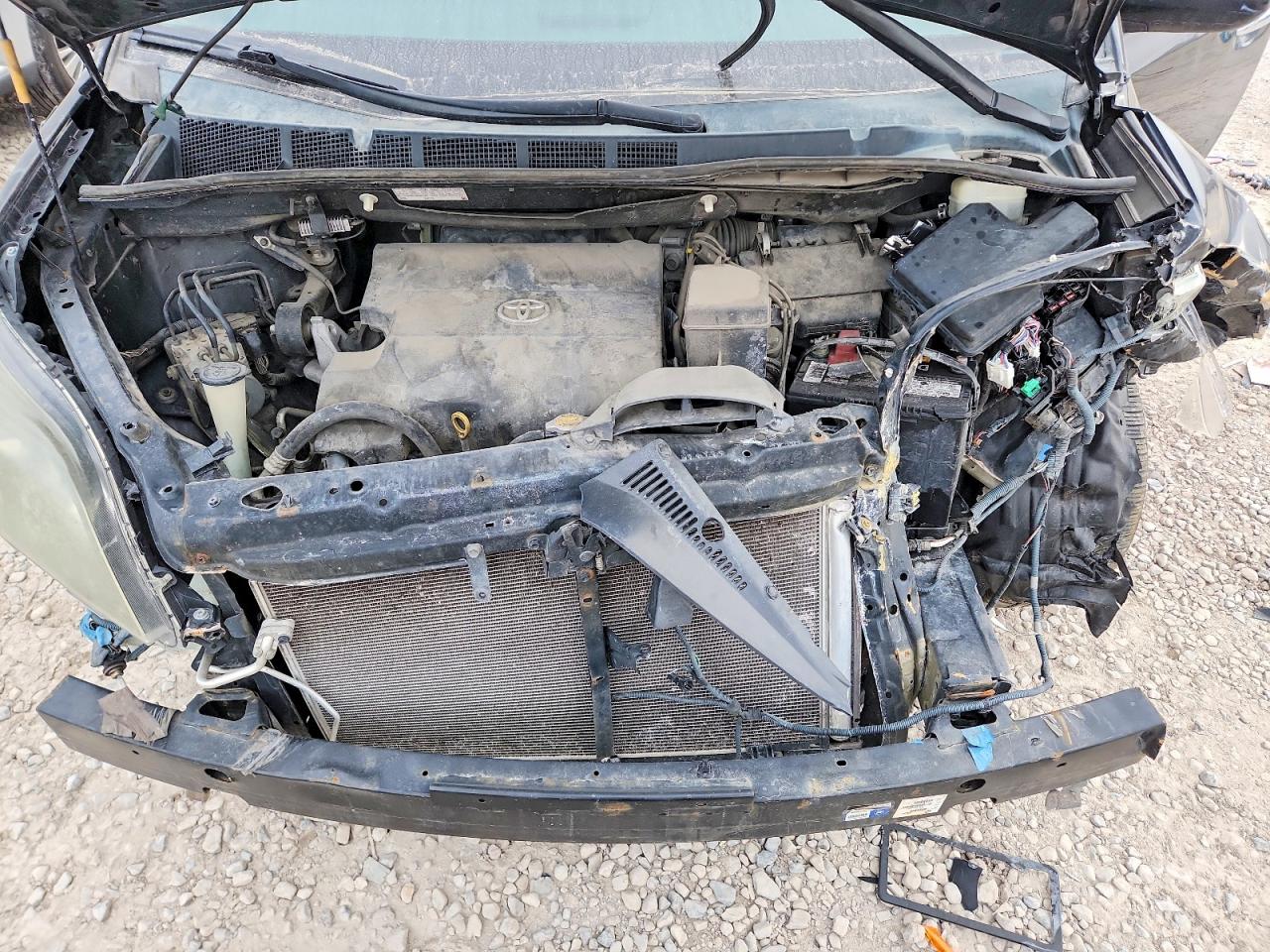 2014 TOYOTA SIENNA SE 8-PASSENGER photo 23