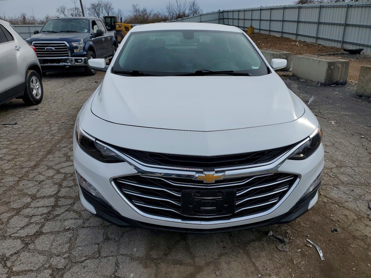 2020 CHEVROLET MALIBU LT photo 5
