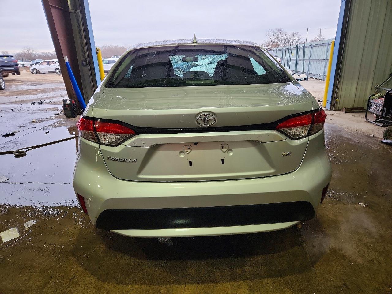 2020 TOYOTA COROLLA LE photo 11