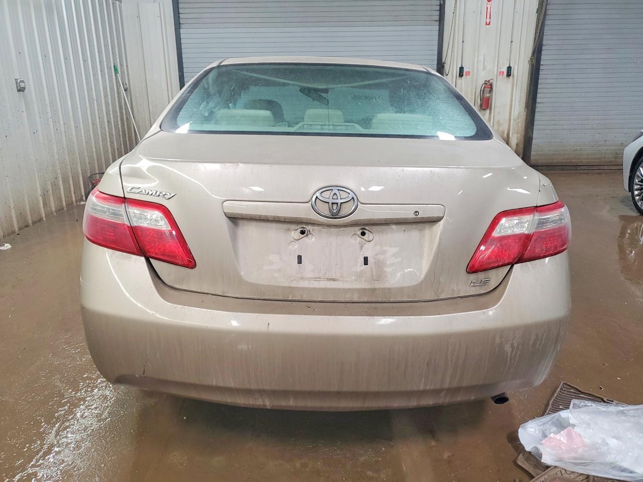 2009 TOYOTA CAMRY LE photo 6